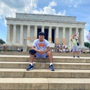 Meet your Posher, Y-antonio